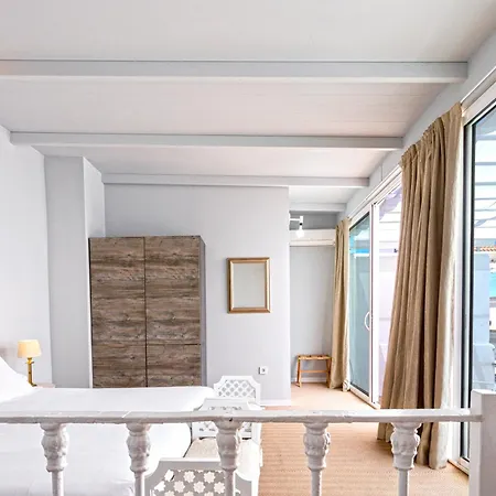 Genteel Mateos Gago Terrace Vi * Seville