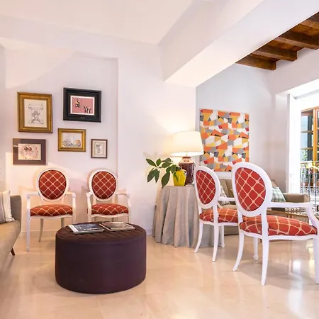 Genteel Mateos Gago Terrace Vi * Seville