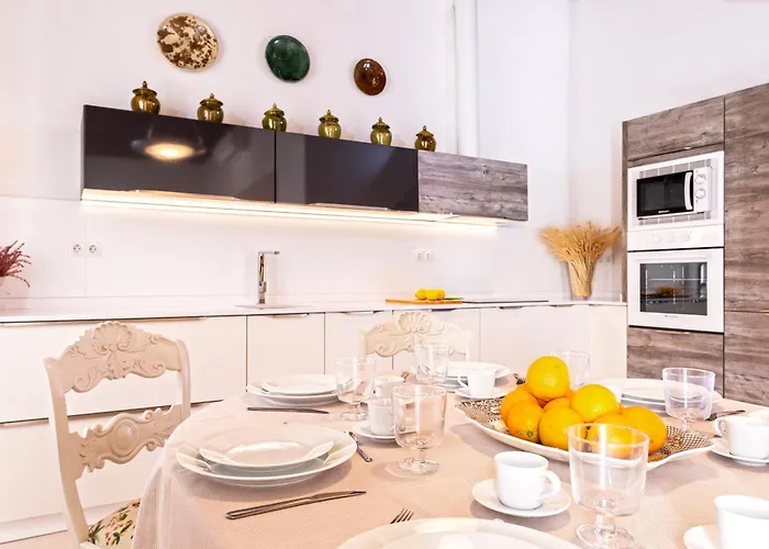 펜션 Genteel Mateos Gago Terrace Vi *
